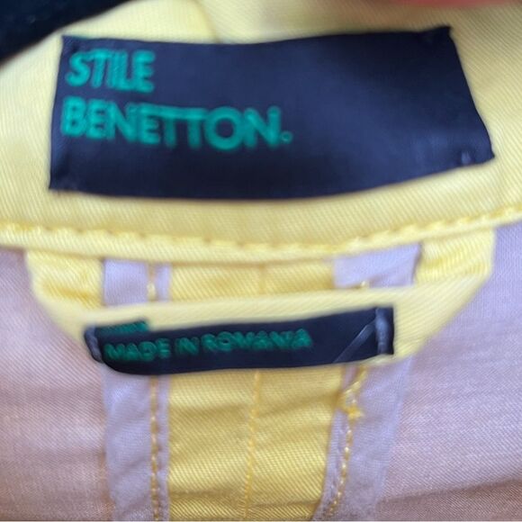 Style Benetton yellow 3/4 sleeve standup collar jacket. Front buttons, lapels, S - Picture 2 of 11